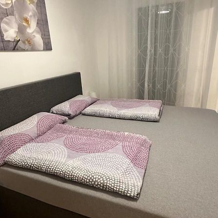 Cozy Two-Room Apartment Near Vic Wien Exterior foto
